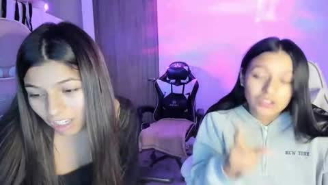 kimmi online show from December 1, 11:14 pm