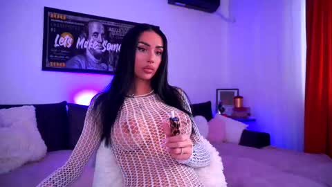 Kim online show from February 10, 10:29 am