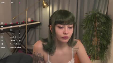 Snapshot of kina_ka chatting on March 4, 4:49 am kina_ka online show from March 4, 4:49 am