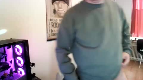 Samuel online show from December 15, 10:44 am