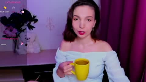 Hazel online show from May 31, 9:27 pm