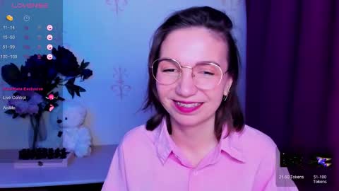 Hazel online show from March 8, 3:32 am