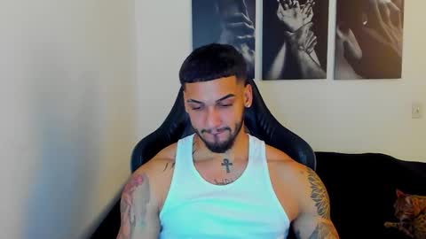 king_of_kings__ online show from October 24, 11:49 pm