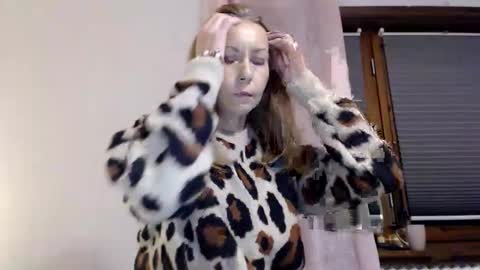 Snapshot of kingandprincess chatting on October 26, 4:28 pm sexysexyhotwetpinkredpussy online show from October 26, 4:28 pm