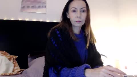 sexysexyhotwetpinkredpussy online show from November 30, 6:26 pm