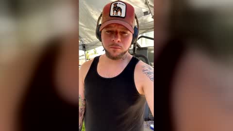 kingcali420_ online show from February 25, 8:34 pm