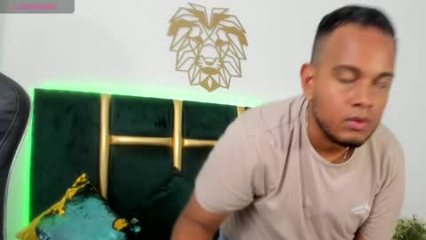 kingg_jay online show from May 8, 12:11 pm