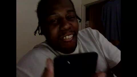 Snapshot of kinglibra420 chatting on October 11, 8:08 am loyal fuck online show from October 11, 8:08 am