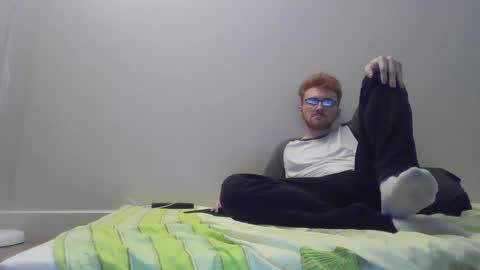 Snapshot of kingoffootfetish chatting on February 14, 9:53 pm Master  King Tommy online show from February 14, 9:53 pm