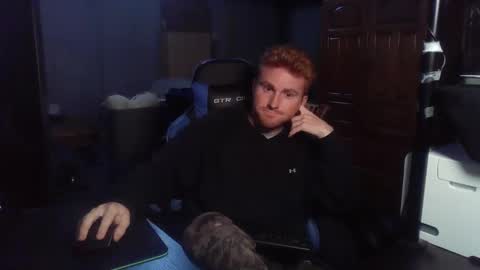 Snapshot of kingoffootfetish chatting on September 25, 12:17 am Master  King Tommy online show from September 25, 12:17 am