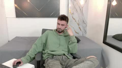 KING  online show from May 21, 3:24 am