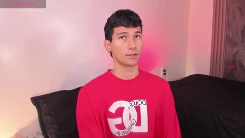  A L E X  online show from February 1, 3:25 am