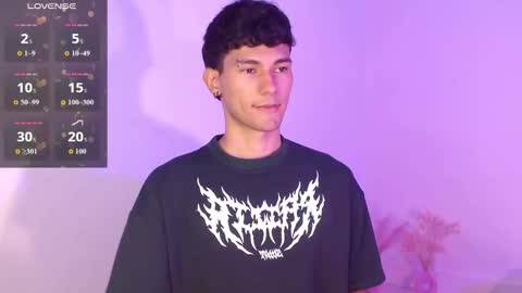  A L E X  online show from October 15, 4:52 pm