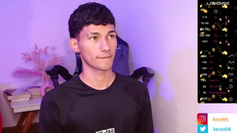  A L E X  online show from October 30, 6:47 am