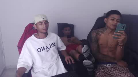 DOMINANT ALPHA KINGS online show from May 30, 6:01 am