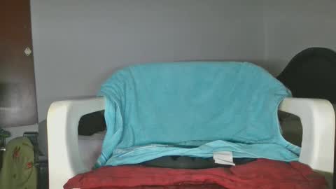 kingwes15 online show from March 5, 10:19 pm