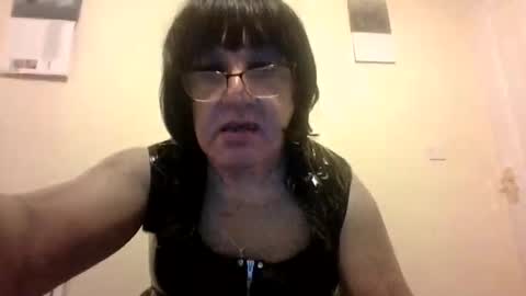 Cynthia Pvc lips online show from December 18, 1:45 pm