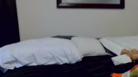 KinkiCloudz91 online show from December 20, 11:00 am