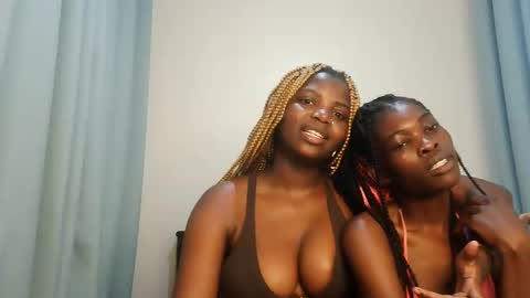 Lola online show from October 22, 2:26 am