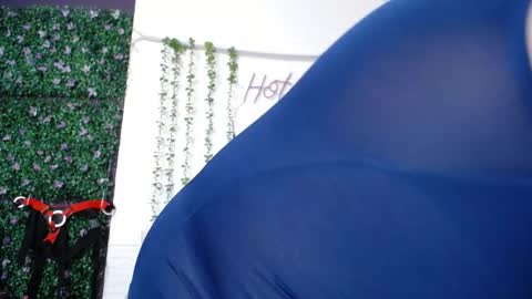 Mary online show from January 13, 2:00 pm