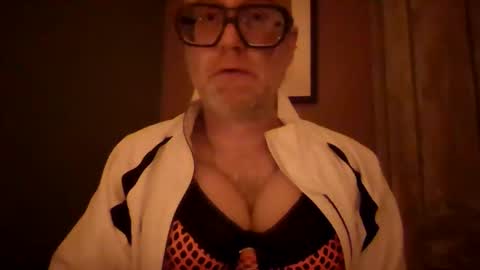 Kinky Boots x online show from January 8, 2:06 am