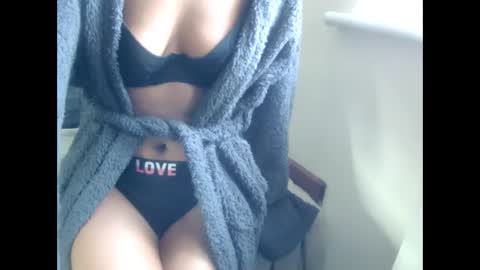 kinkykyrra online show from March 2, 9:16 am