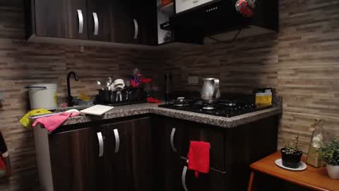 kinkyy_mom online show from June 12, 3:11 pm