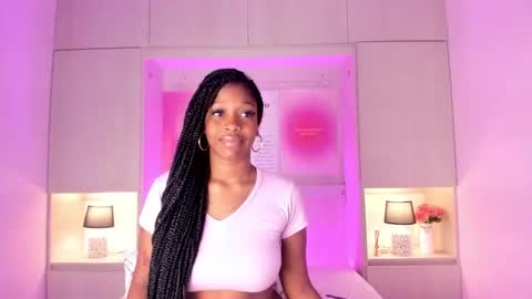 Snapshot of kiomarabaker chatting on October 23, 12:17 pm M A R A online show from October 23, 12:17 pm