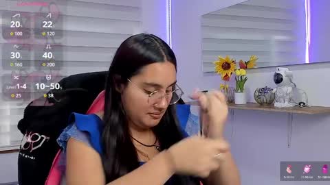 kir_ely online show from April 27, 7:11 pm