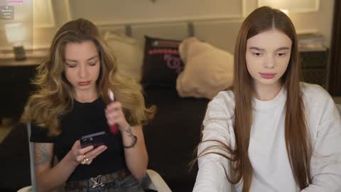 Sweet girls online show from October 18, 6:56 pm