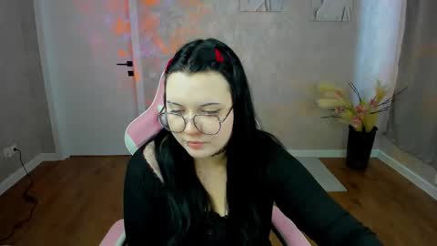 kira online show from March 22, 8:29 am