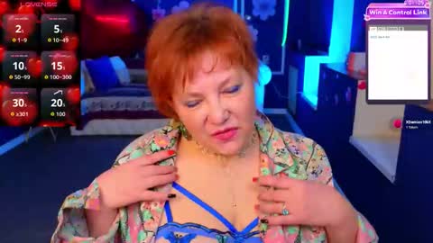 Kira Kennet online show from March 11, 9:40 pm