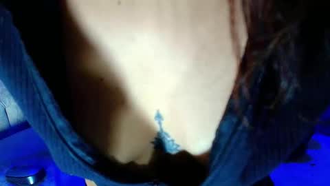 Snapshot of kira_mackenzie chatting on October 23, 11:55 am kira online show from October 23, 11:55 am