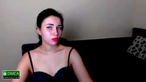 Kira  online show from December 4, 8:12 pm