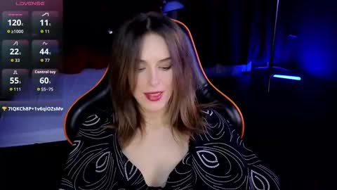 kira_noir_ online show from February 17, 8:52 pm