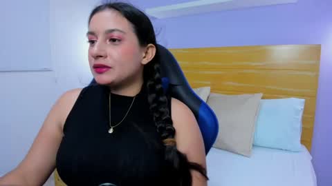K I R A online show from May 26, 1:55 am