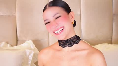 kira online show from October 3, 1:15 am