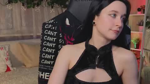 Snapshot of kiralilime chatting on March 7, 9:17 pm Kira    online show from March 7, 9:17 pm