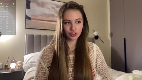 Snapshot of kiramystery chatting on January 24, 8:32 pm Kira online show from January 24, 8:32 pm