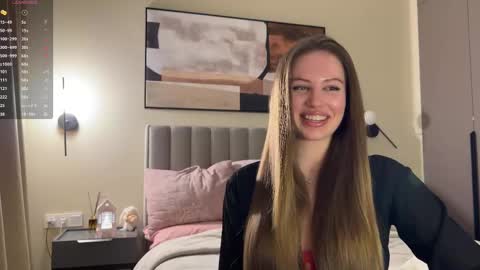 Snapshot of kiramystery chatting on February 23, 3:29 pm Kira online show from February 23, 3:29 pm