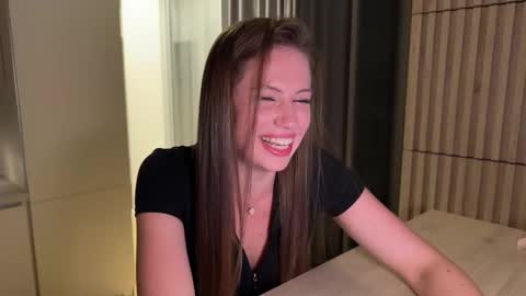 Snapshot of kiramystery chatting on September 13, 6:43 pm Kira online show from September 13, 6:43 pm