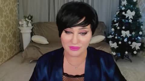 Kira online show from December 18, 11:49 am