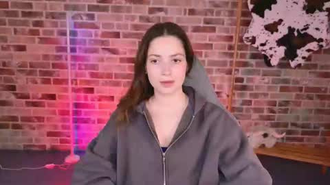 kiravair online show from March 18, 12:11 pm