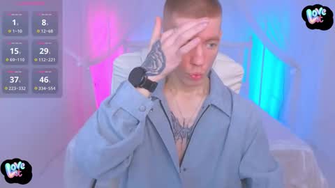    online show from November 22, 6:17 pm