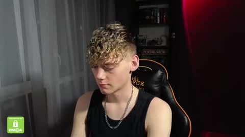 Kirill and Andrey online show from November 8, 2:03 am