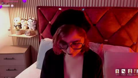 Samantha  Velvet online show from April 23, 9:05 pm