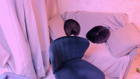 Snapshot of kirraa_ chatting on March 6, 8:16 pm Kira online show from March 6, 8:16 pm