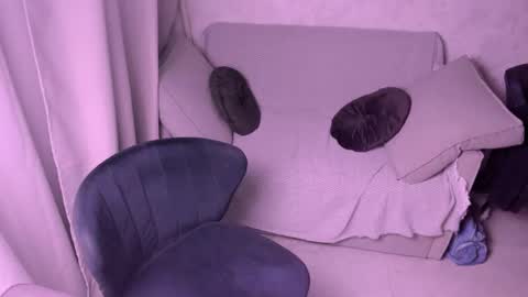 Snapshot of kirraa_ chatting on February 11, 10:50 pm Kira online show from February 11, 10:50 pm