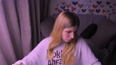 Snapshot of kirraa_ chatting on February 16, 2:20 am Kira online show from February 16, 2:20 am