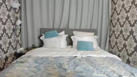 Snapshot of kirraa_ chatting on October 5, 6:59 pm Kira online show from October 5, 6:59 pm